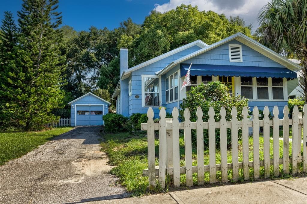 401 E 9TH AVENUE, MOUNT DORA, FL 32757 — zdjęcie 2