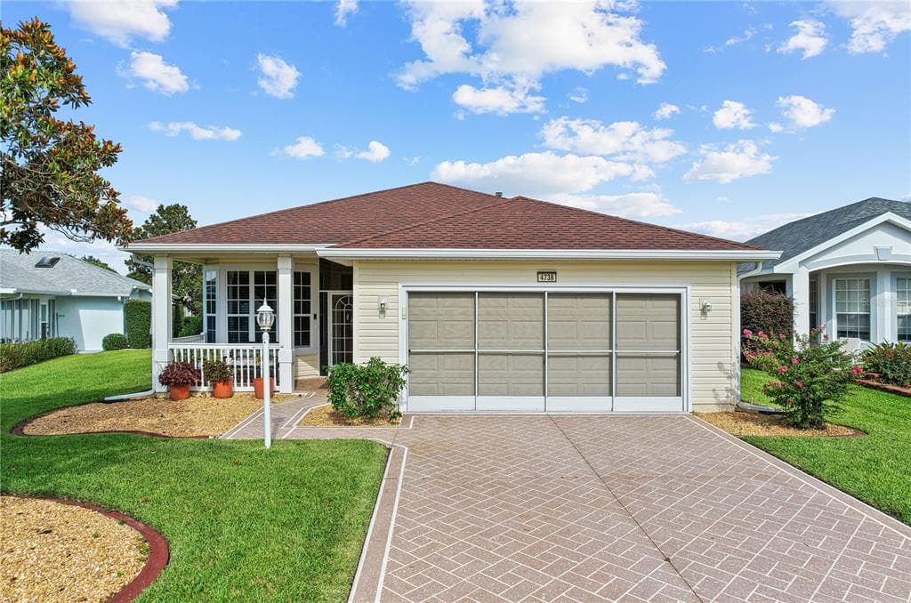 4738 ST ANDREWS ARCADE, LEESBURG, FL 34748
