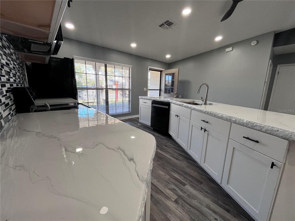 8122 MATTHEW DRIVE, NEW PORT RICHEY, FL 34653 — zdjęcie 5