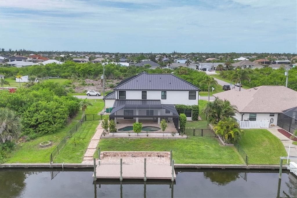 15530 AQUA CIRCLE, PORT CHARLOTTE, FL 33981