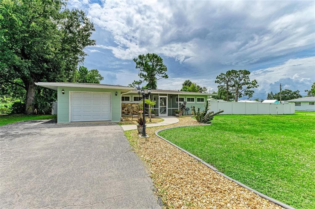 557 READING STREET NW, PORT CHARLOTTE, FL 33952 — zdjęcie 2