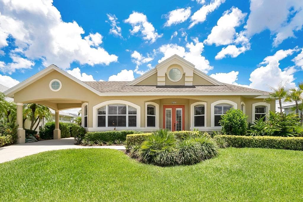4716 PINNACLE DRIVE, BRADENTON, FL 34208
