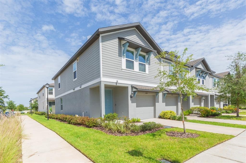 2760 EMORY SOUND PLACE, BRANDON, FL 33510