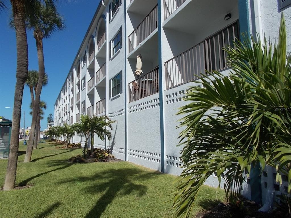 14001 GULF BOULEVARD # 407, MADEIRA BEACH, FL 33708 — zdjęcie 2