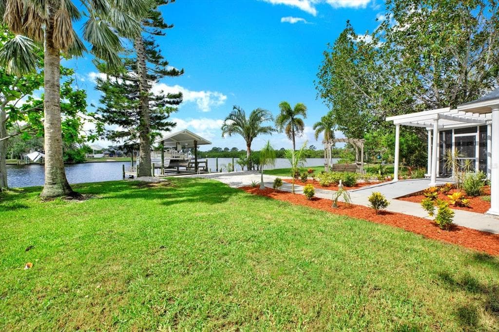 102 W NORTH BRANCH ROAD, RUSKIN, FL 33570 — zdjęcie 3