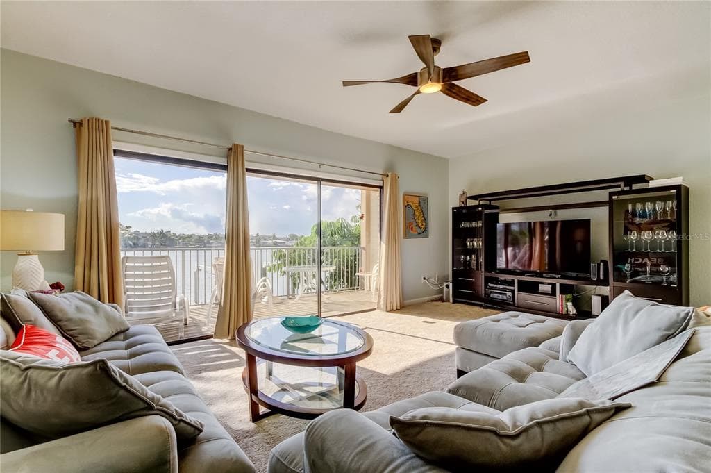 135 92ND AVENUE # 5, TREASURE ISLAND, FL 33706 — zdjęcie 2