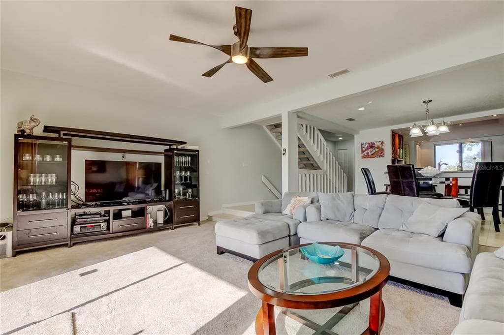 135 92ND AVENUE # 5, TREASURE ISLAND, FL 33706 — zdjęcie 4