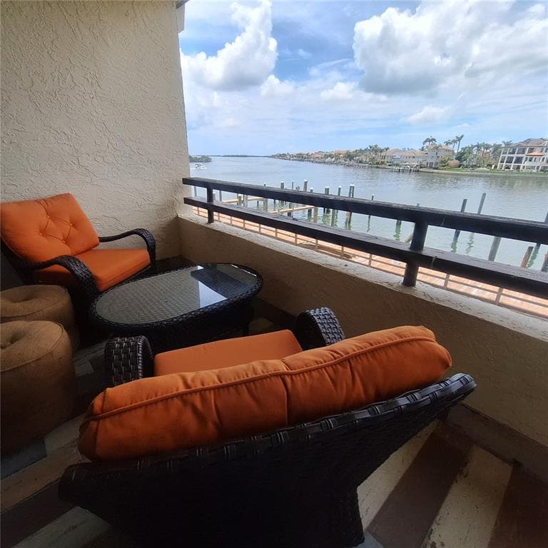 132 1ST STREET E # 101, TIERRA VERDE, FL 33715 — zdjęcie 4