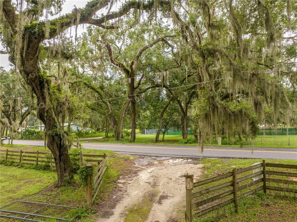 36720 EMERALDA ISLAND ROAD, LEESBURG, FL 34788 — zdjęcie 2