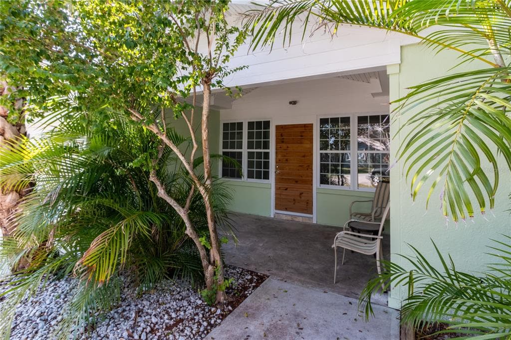 750 BAY ESPLANADE, CLEARWATER BEACH, FL 33767 — zdjęcie 2