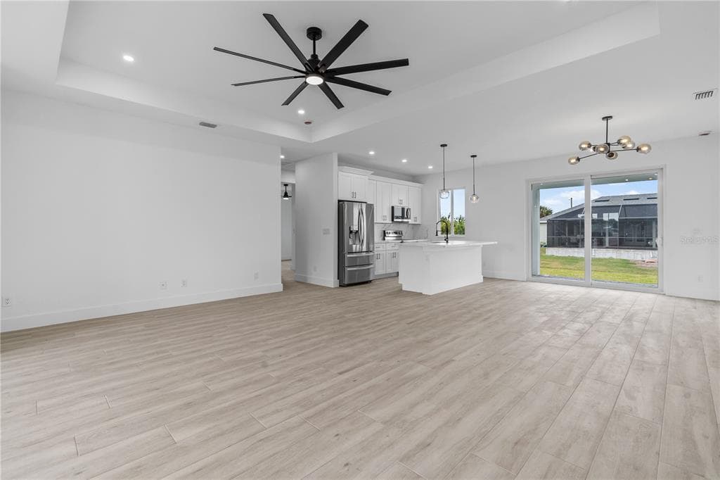 13438 MCINTOSH AVENUE, PORT CHARLOTTE, FL 33981 — zdjęcie 3