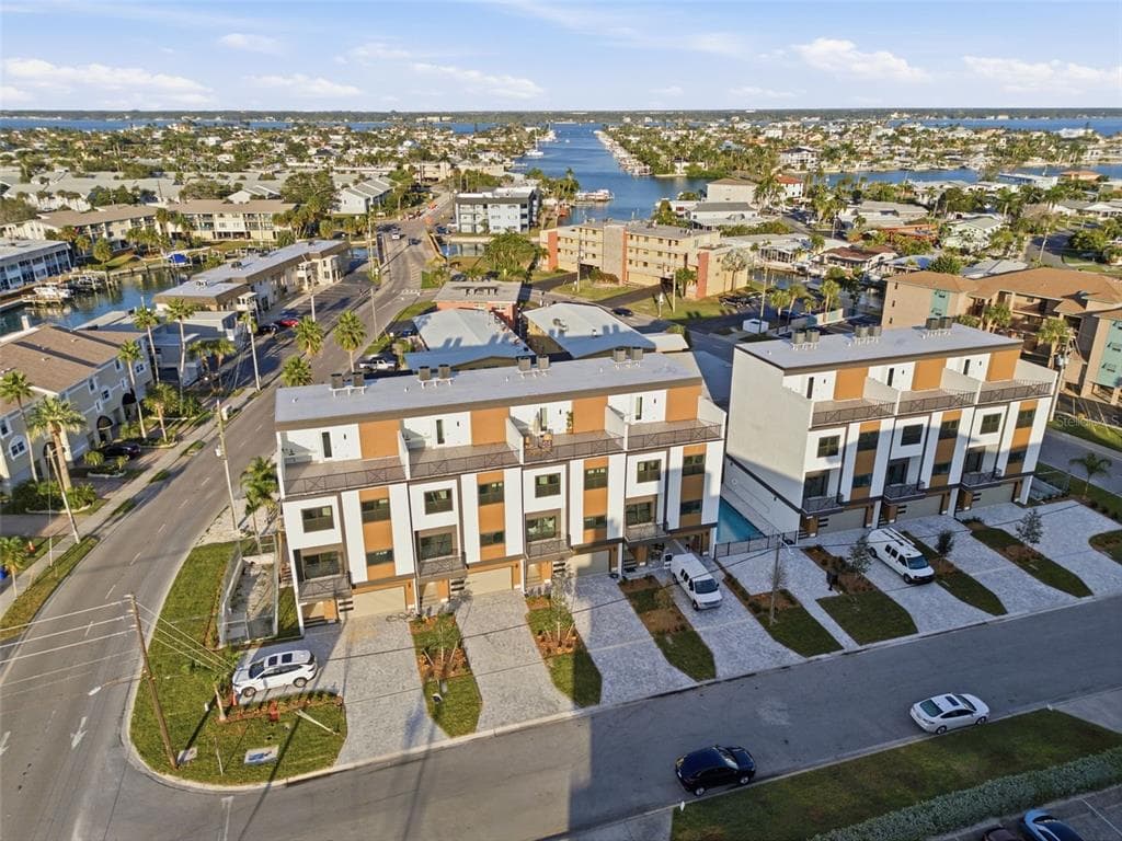 11605 1ST STREET E # A2, TREASURE ISLAND, FL 33706 — zdjęcie 2