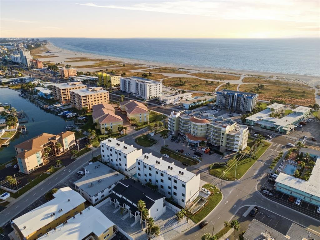 11605 1ST STREET E # A2, TREASURE ISLAND, FL 33706 — zdjęcie 3