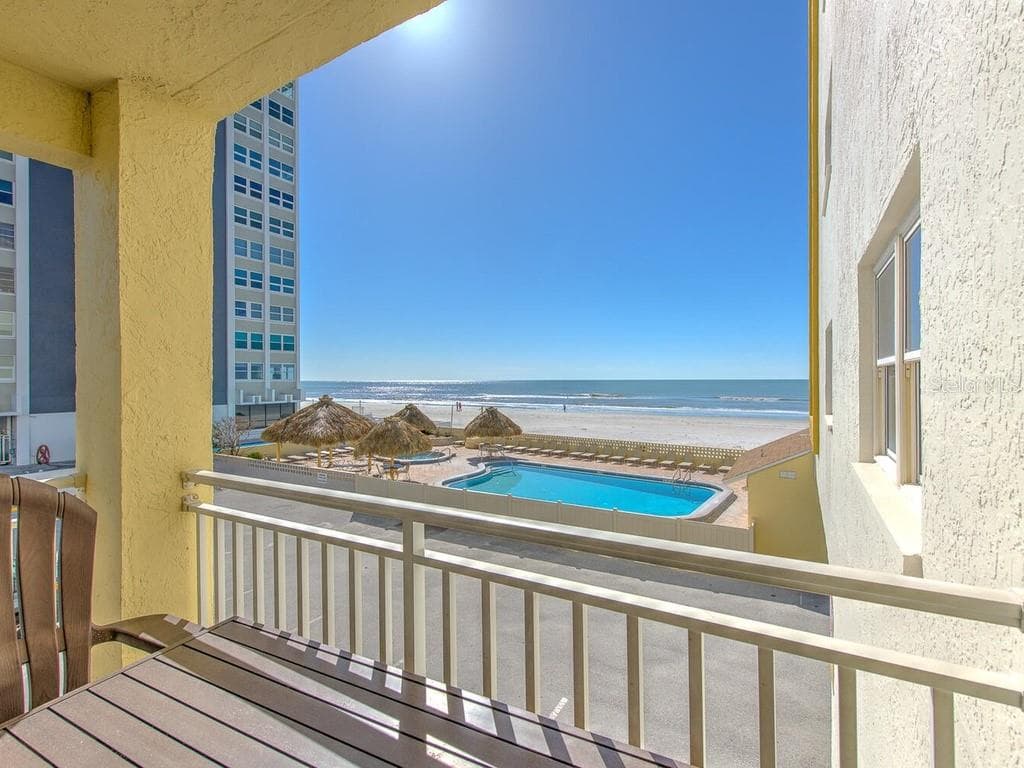 17450 GULF BOULEVARD # 103, REDINGTON SHORES, FL 33708