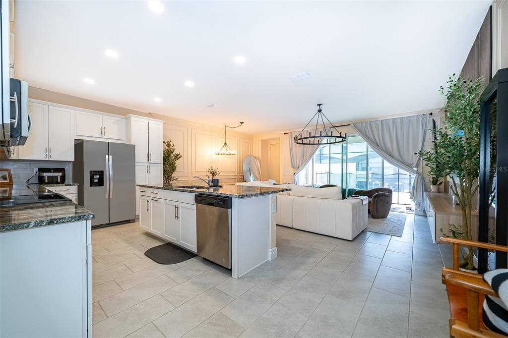 1660 TROPICAL PALMS CIRCLE, KISSIMMEE, FL 34747 — zdjęcie 2