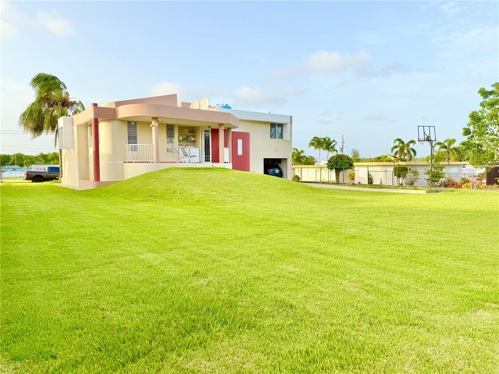 Urb. La Romana 216 CALLE FRANCHESCO, QUEBRADILLAS, PR 00678
