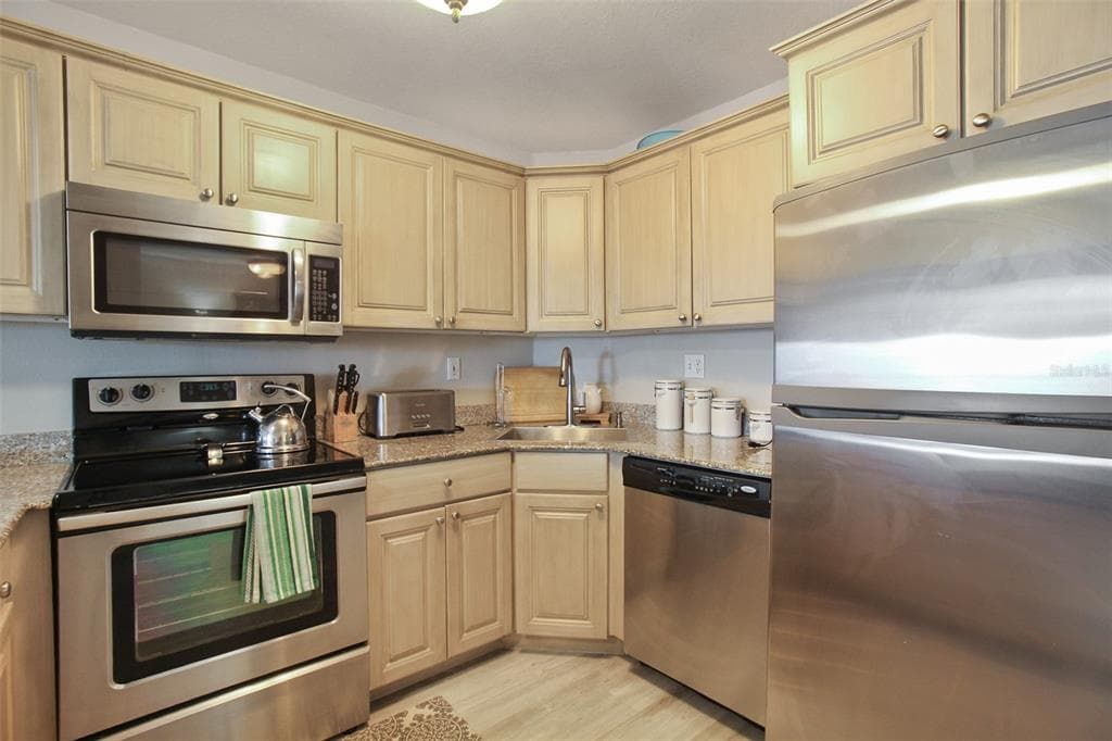 1050 LONGBOAT CLUB ROAD # 702, LONGBOAT KEY, FL 34228 — zdjęcie 5