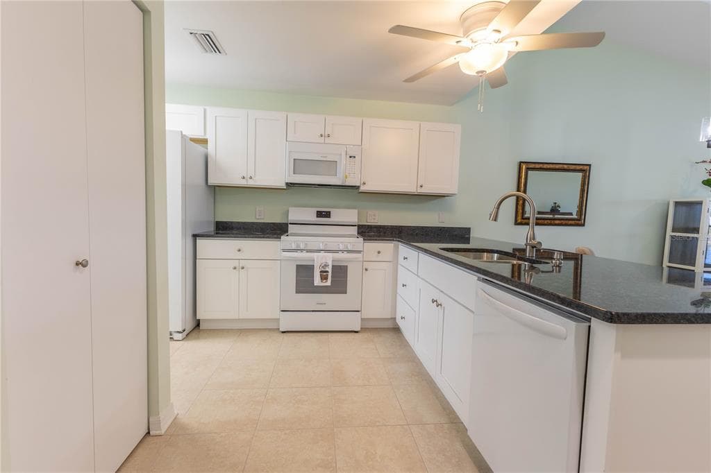 6800 PLACIDA ROAD # 268, ENGLEWOOD, FL 34224 — zdjęcie 4