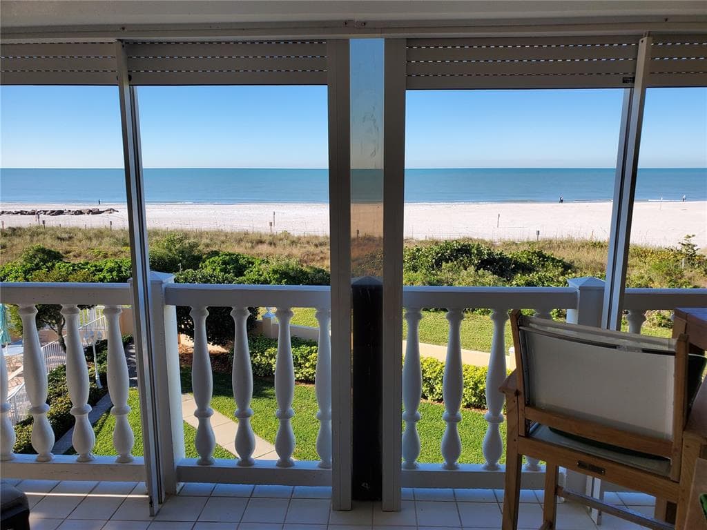 6650 SUNSET WAY # 220, ST PETE BEACH, FL 33706 — zdjęcie 2