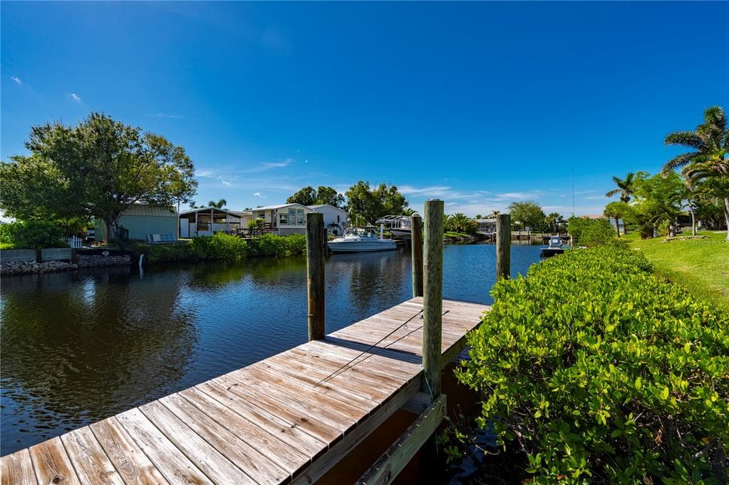 4220 DELTONA DRIVE, PUNTA GORDA, FL 33950 — zdjęcie 2