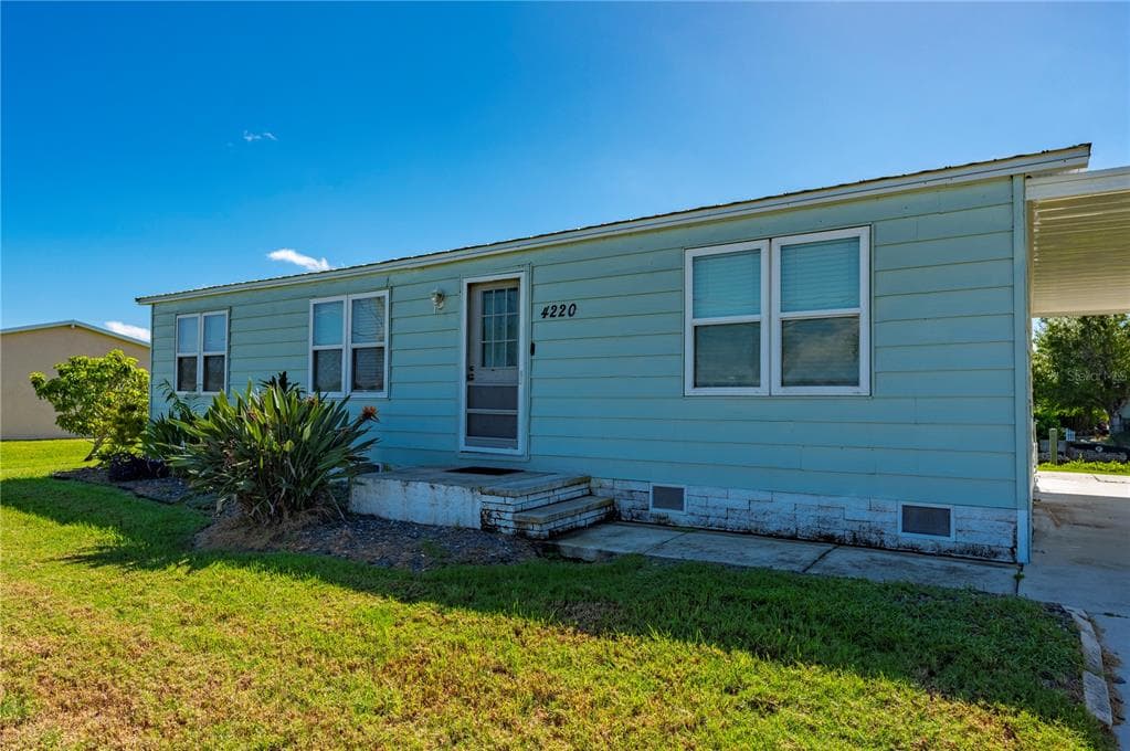 4220 DELTONA DRIVE, PUNTA GORDA, FL 33950 — zdjęcie 4