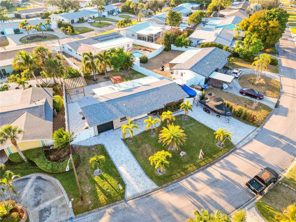 5235 40TH STREET S, ST PETERSBURG, FL 33711 — zdjęcie 4