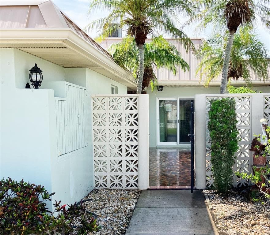 628 BOCA CIEGA POINT BOULEVARD S, ST PETERSBURG, FL 33708 — zdjęcie 2