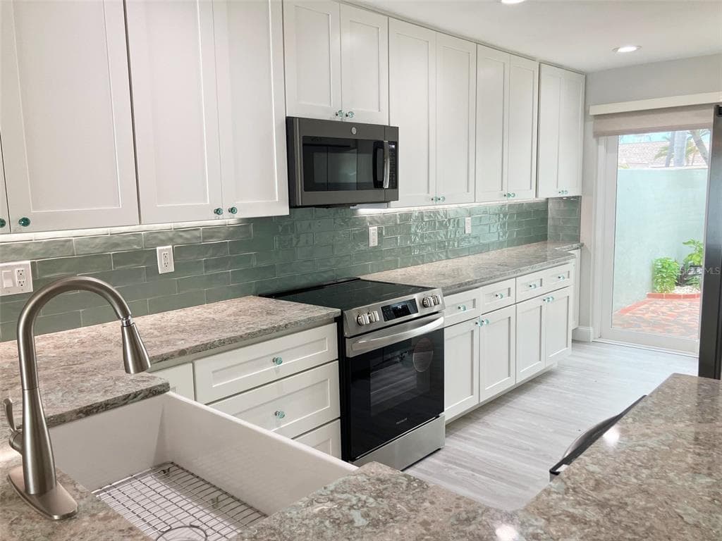 628 BOCA CIEGA POINT BOULEVARD S, ST PETERSBURG, FL 33708 — zdjęcie 5