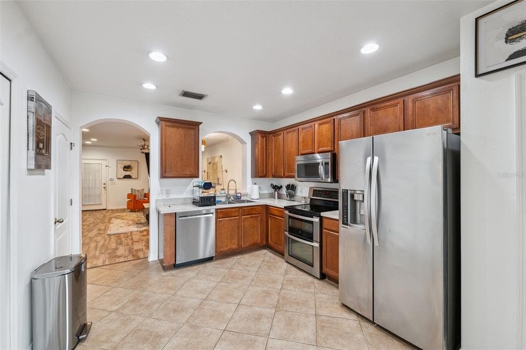 12224 FOXMOOR PEAK DRIVE, RIVERVIEW, FL 33579 — zdjęcie 4