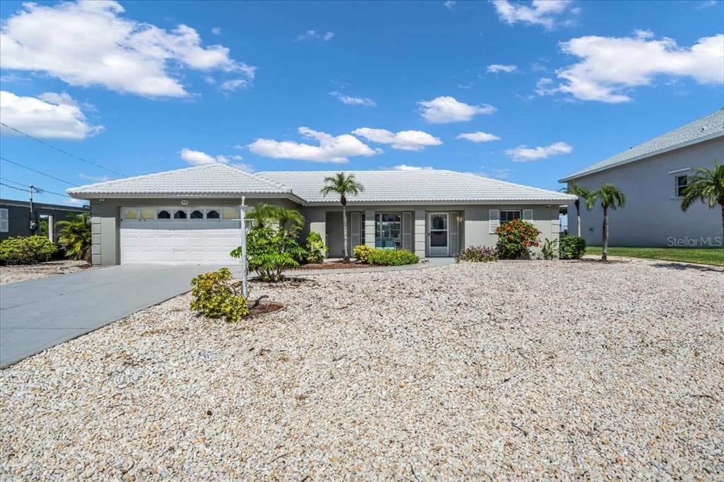 3816 ROYAL PALM DRIVE, BRADENTON, FL 34210