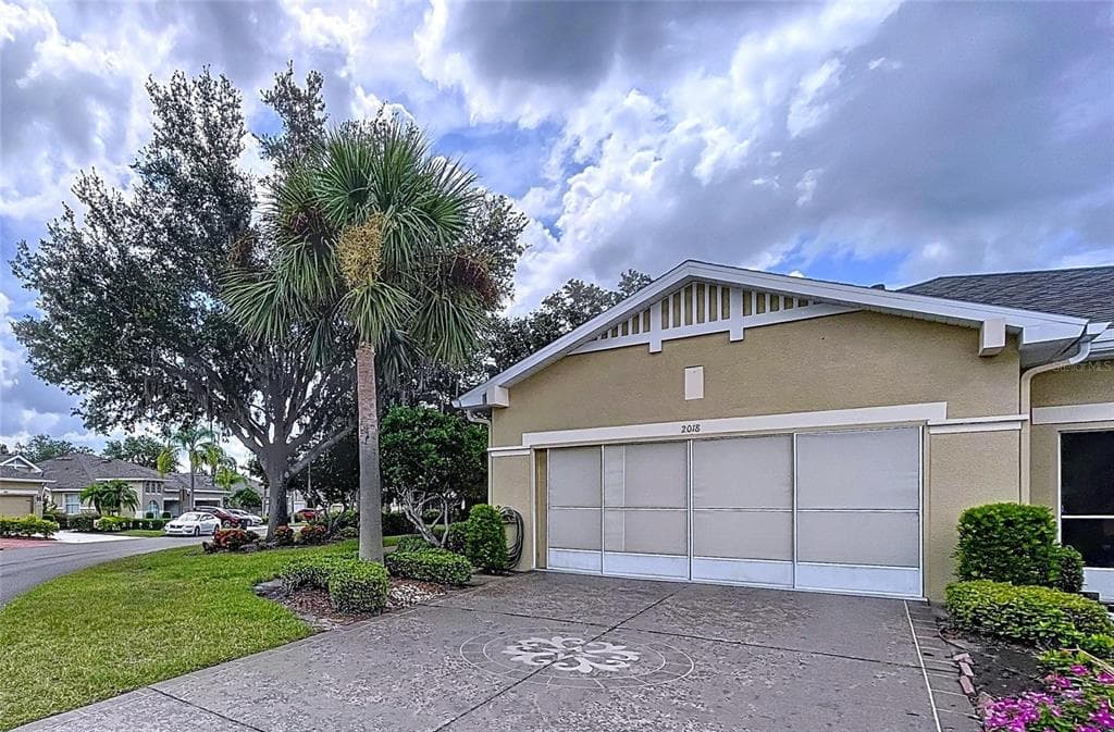2018 INVERNESS GREENS DRIVE # 2018, SUN CITY CENTER, FL 33573 — zdjęcie 2