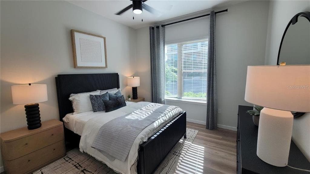 10215 ESTUARY LAKES DRIVE # 220, TAMPA, FL 33619 — zdjęcie 4