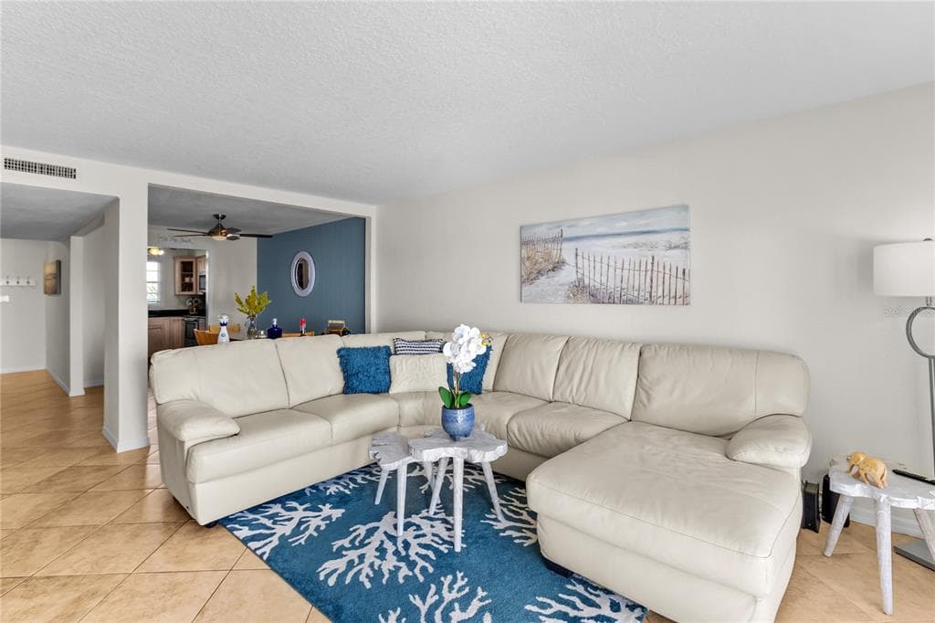 5026 COQUINA KEY DRIVE SE # 5026, ST PETERSBURG, FL 33705 — zdjęcie 4