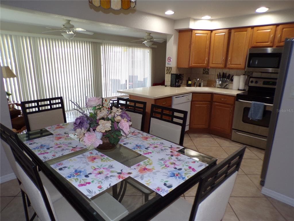 182 CHELSEA COURT NW, PORT CHARLOTTE, FL 33952 — zdjęcie 5