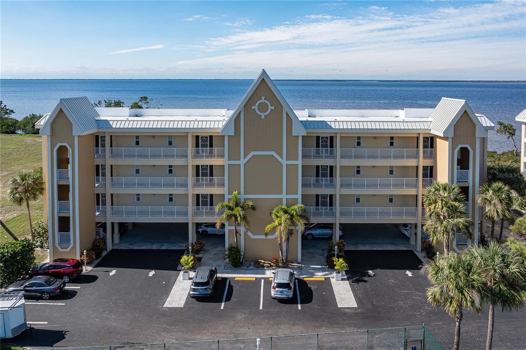 101 N MARION COURT # 114, PUNTA GORDA, FL 33950 — zdjęcie 2