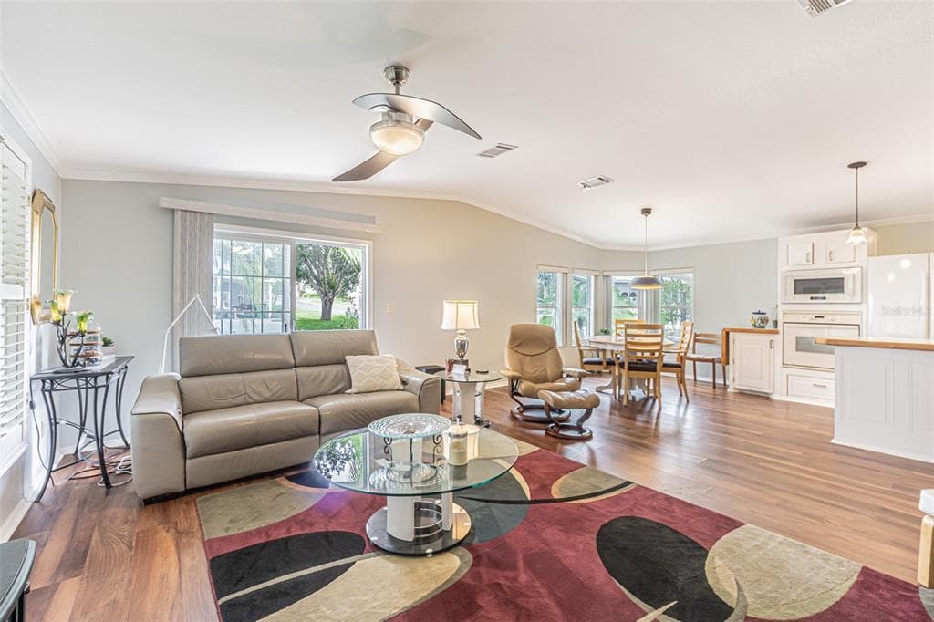 37654 NEUKOM AVENUE, ZEPHYRHILLS, FL 33541 — zdjęcie 3