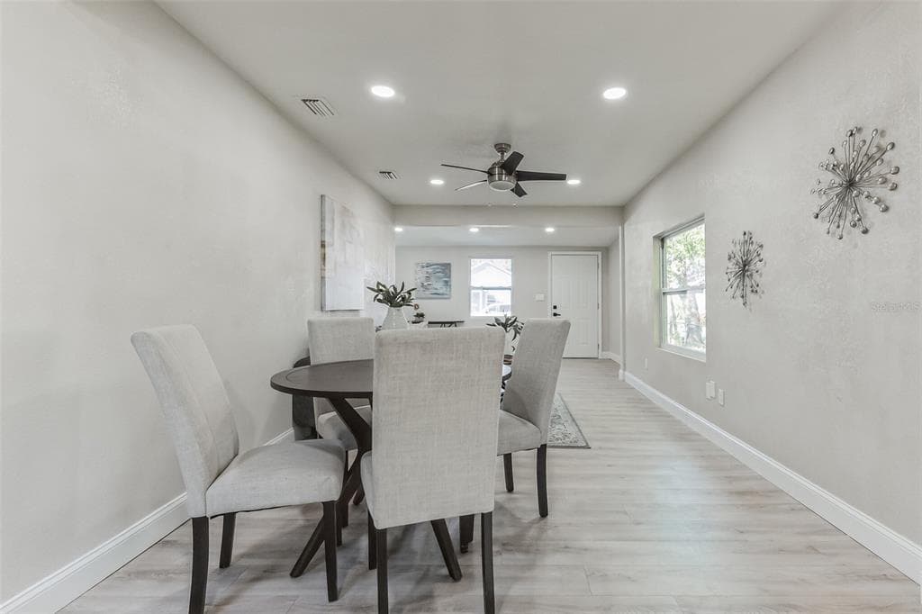 3458 QUEENSBORO AVENUE S, ST PETERSBURG, FL 33711 — zdjęcie 4
