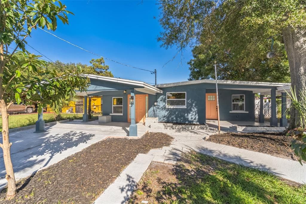5210 S 84TH STREET, TAMPA, FL 33619 — zdjęcie 2