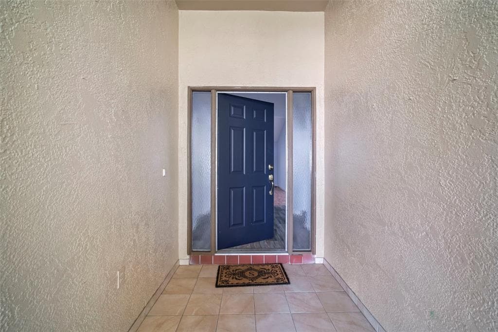 1609 LAUGHTON PLACE, SUN CITY CENTER, FL 33573 — zdjęcie 5