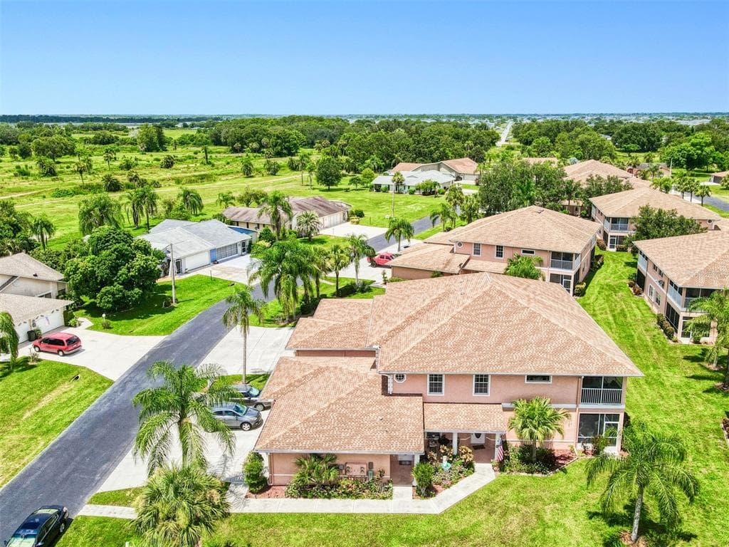 19977 LAKE VISTA CIRCLE # 17D, LEHIGH ACRES, FL 33936 — zdjęcie 2