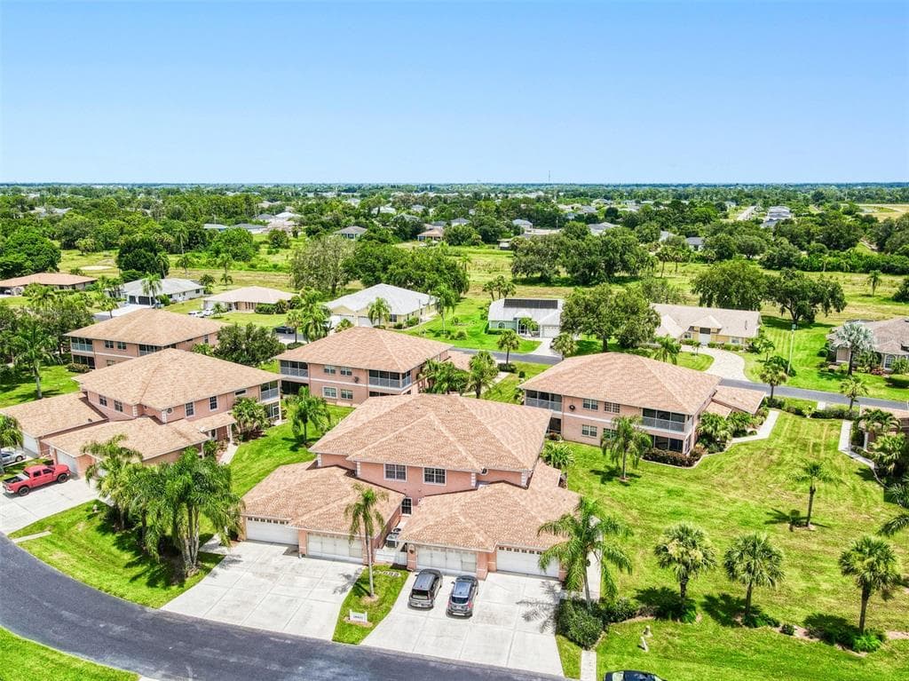 19977 LAKE VISTA CIRCLE # 17D, LEHIGH ACRES, FL 33936