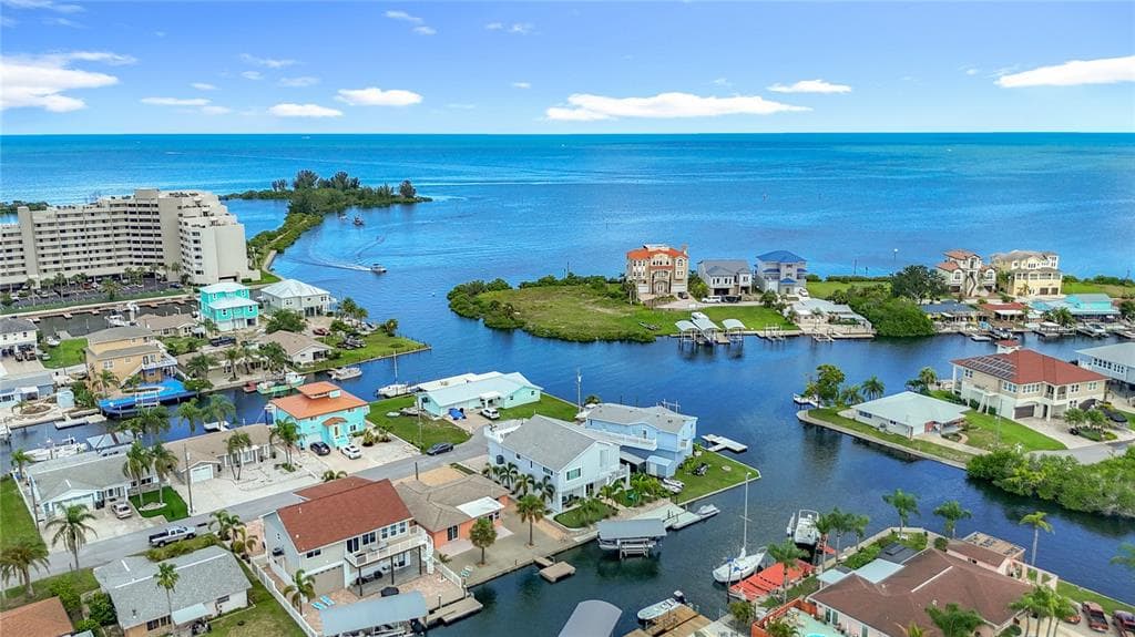 13816 VICTOR AVENUE, HUDSON, FL 34667 — zdjęcie 2
