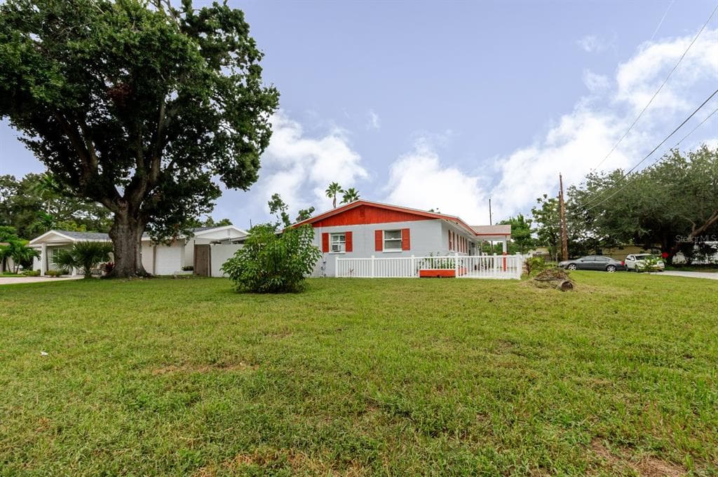 7200 8TH STREET N, ST PETERSBURG, FL 33702 — zdjęcie 5