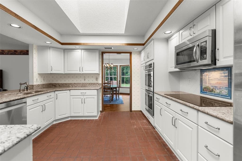 17131 DALBERG DRIVE, SPRING HILL, FL 34610 — zdjęcie 5