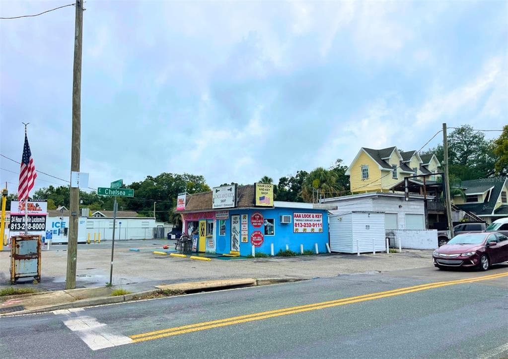 4330 N NEBRASKA AVENUE, TAMPA, FL 33603 — zdjęcie 4
