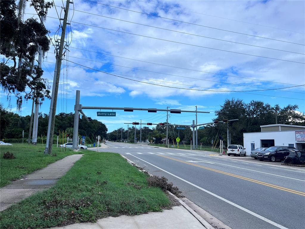 1302 SUNSET PT RD, CLEARWATER, FL 33755 — zdjęcie 5