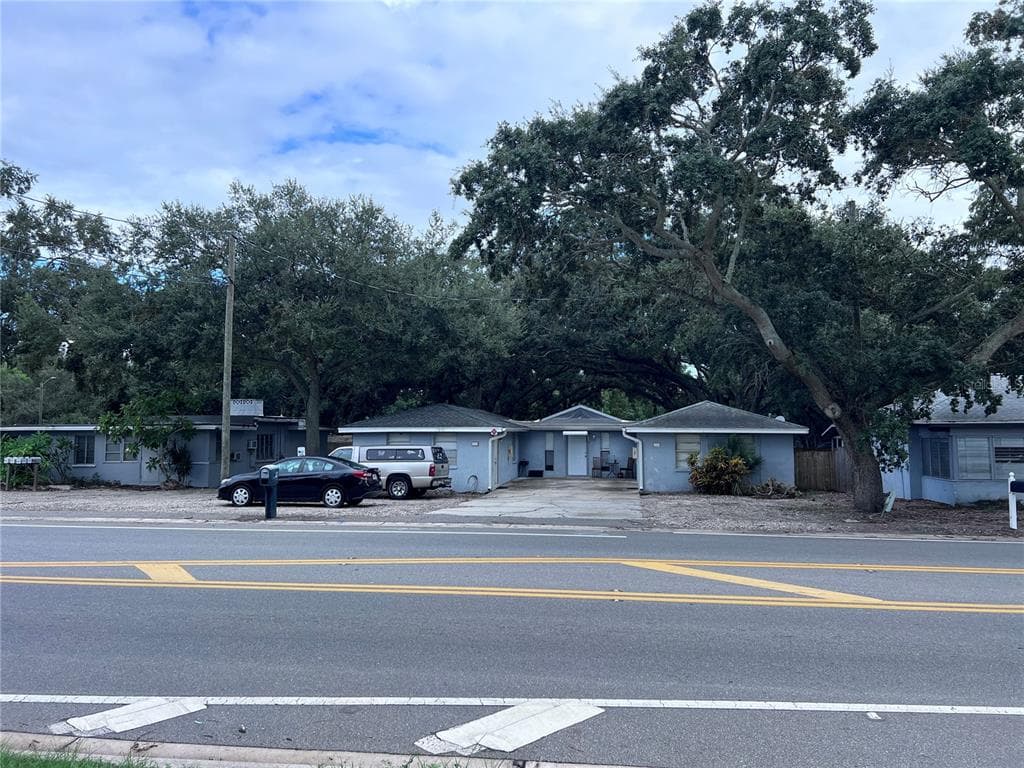 1302 SUNSET PT RD, CLEARWATER, FL 33755 — zdjęcie 4