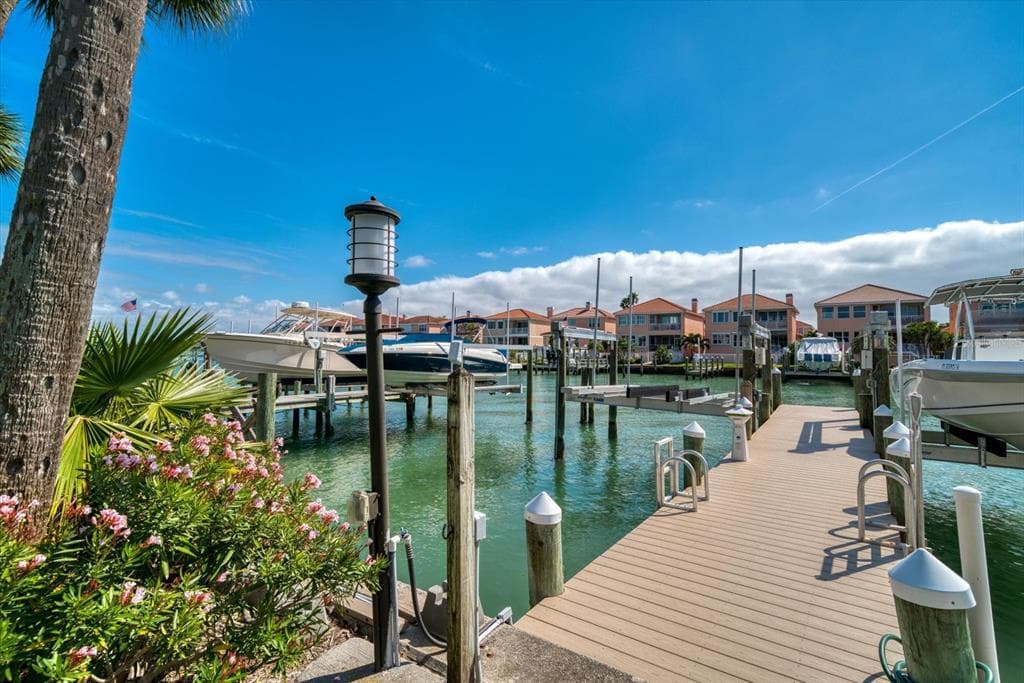 119 MARINA DEL REY COURT, CLEARWATER BEACH, FL 33767 — zdjęcie 5
