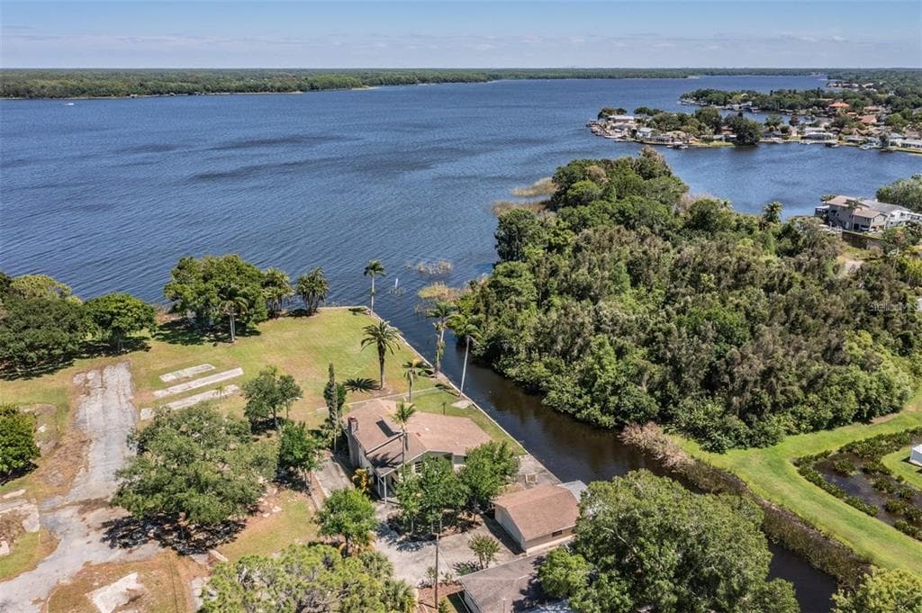 2620 TRENT ROAD, PALM HARBOR, FL 34684