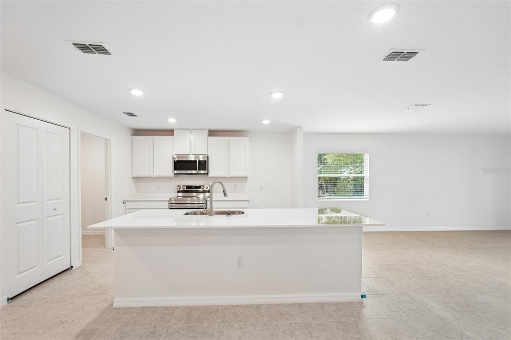 20247 ANDOVER AVENUE, PORT CHARLOTTE, FL 33954 — zdjęcie 3